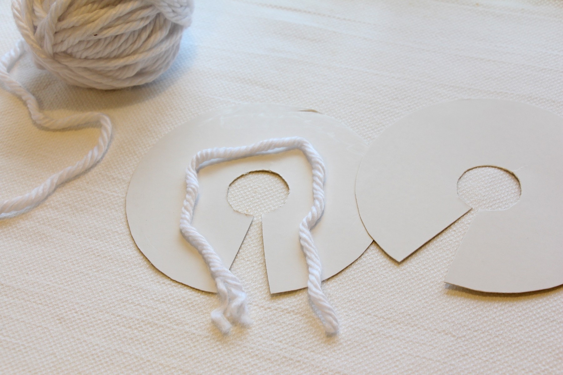 How To Make A Pom Pom With Free Printable Template Video Tutorial Brome Fields