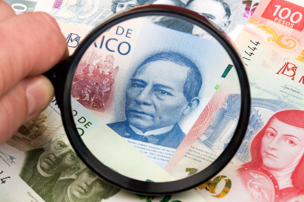 Tips For Spotting Counterfeit Mexican Banknotes