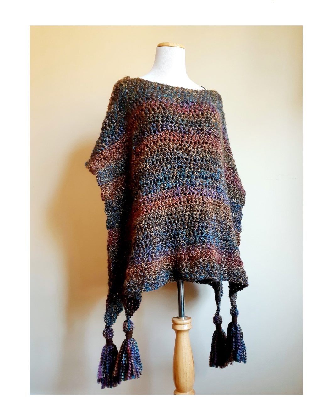 BEGINNER CROCHET PONCHO Free Pattern Lulostitchco