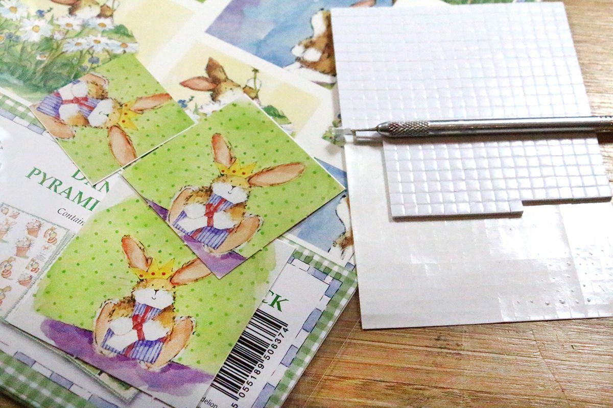 Quick And Easy Pyramid Cards